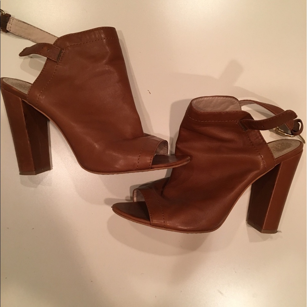 Vince Camuto Vamelia leather open toe heel